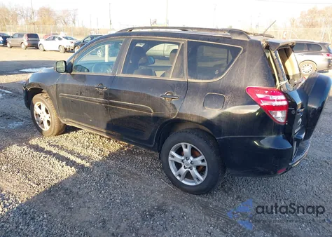 2011 Toyota Rav4 z USA, uszkodzony, nr VIN JTMBF4DV1B5040940